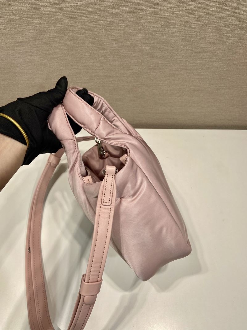 Pra*a tote bags